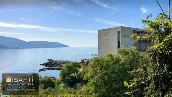 TIUCCIA – SUPERBE T2 DE 69 M² – PIEDS DANS L’EAU – VUE MER
