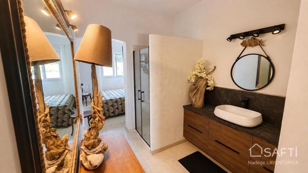 TIUCCIA – SUPERBE T2 DE 69 M² – PIEDS DANS L’EAU – VUE MER