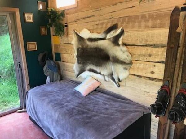 Dpt Hautes Pyrénées (65), à vendre BAGNERES DE BIGORRE un Hangar agricole sur un terrain de 2009 m².