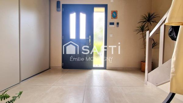 Maison ancienne traditionnelle de 186m2 - 6 chambres - Terrain 724m2