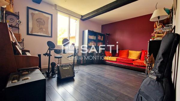 Maison ancienne traditionnelle de 186m2 - 6 chambres - Terrain 724m2