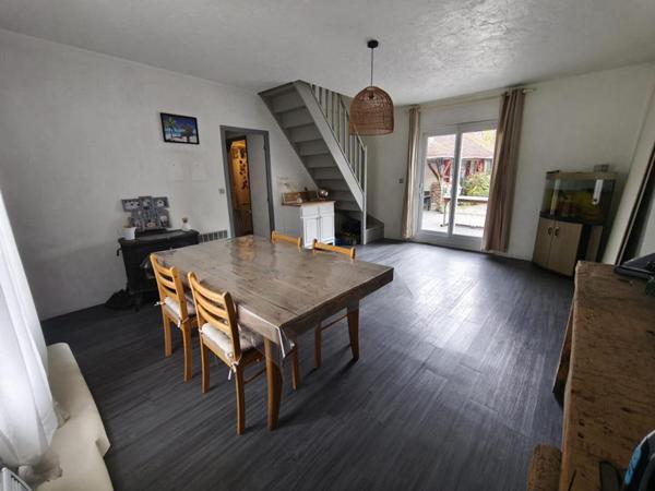 Longère de caractère -130m2 - Laons(28270)