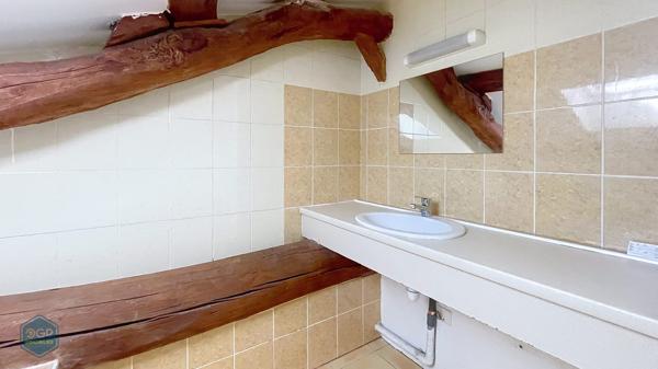 Appartement T2 en duplex à louer à Labastide-Saint-Pierre