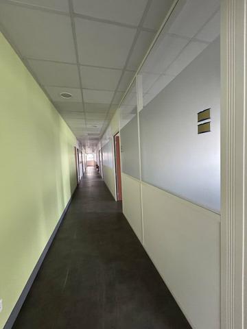 BUREAUX à LOUER de 1508 m²