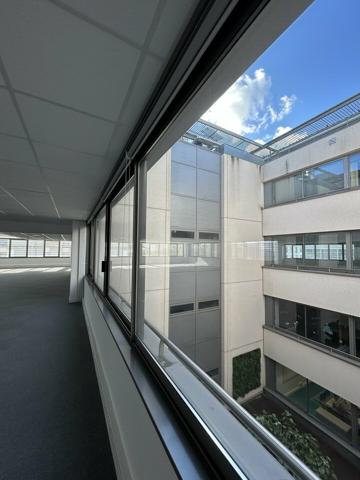 BUREAUX à LOUER de 1508 m²