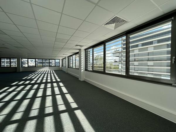 BUREAUX à LOUER de 1508 m²