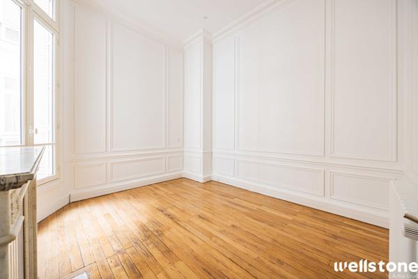 Bureaux à louer à PARIS 75008