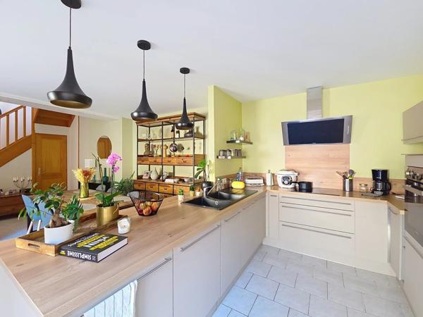 Vente Maison de ville 7 pièces 160 m2 à Crécy-sur-Serre