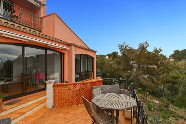 Maison Ensues La Redonne 6 pièce(s) 180 m2