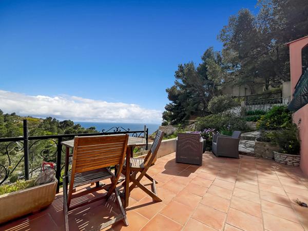 Maison Ensues La Redonne 6 pièce(s) 180 m2