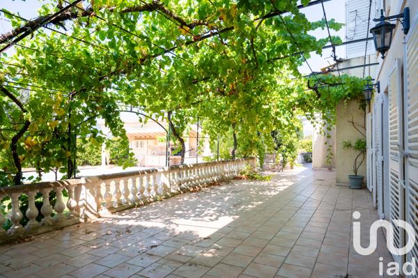 Maison à vendre 6 pièces 268 m² Solliès-Pont