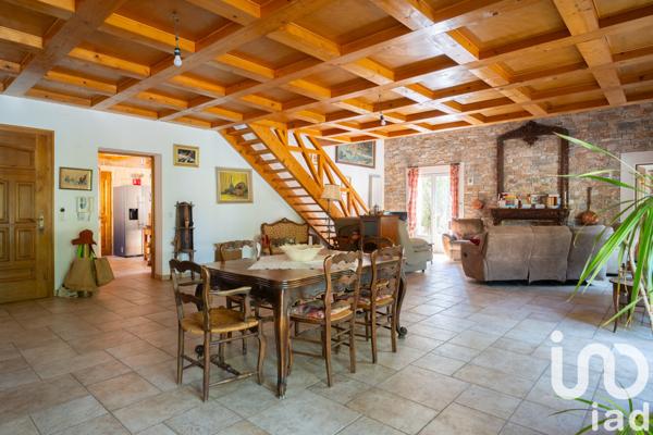 Maison à vendre 6 pièces 268 m² Solliès-Pont