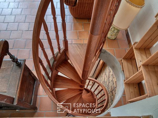 Maison d’architecte des années 1970, au coeur d’un écrin de verdure à Briis-sous- Forges