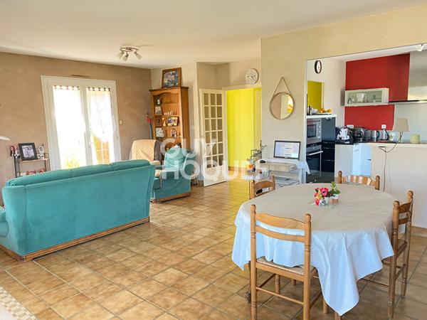 Maison Foussais Payre 4 pièce(s) 121m²