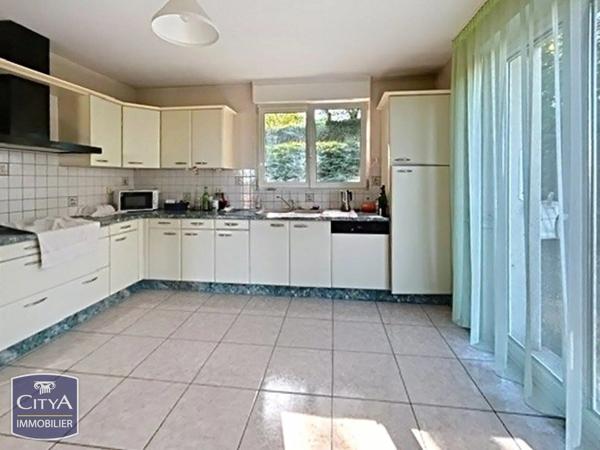Maison à vendre 5 pièces 190m² Dambenois (25600)