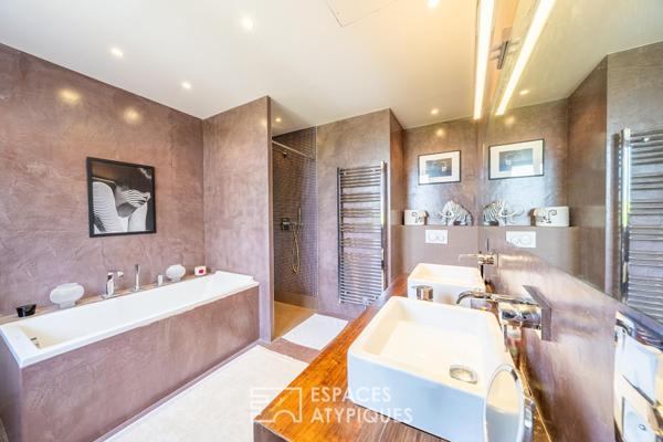 Appartement d’architecte moderniste, rooftop et vue mer