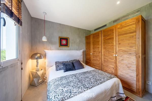 Appartement d’architecte moderniste, rooftop et vue mer