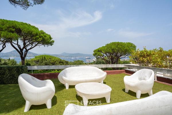 Appartement d’architecte moderniste, rooftop et vue mer
