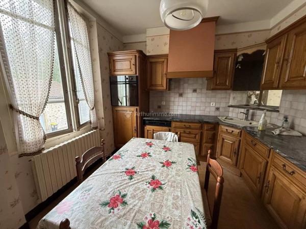 Vente Maison 7 pièces 135 m2 à Saint-Benoît-de-Carmaux