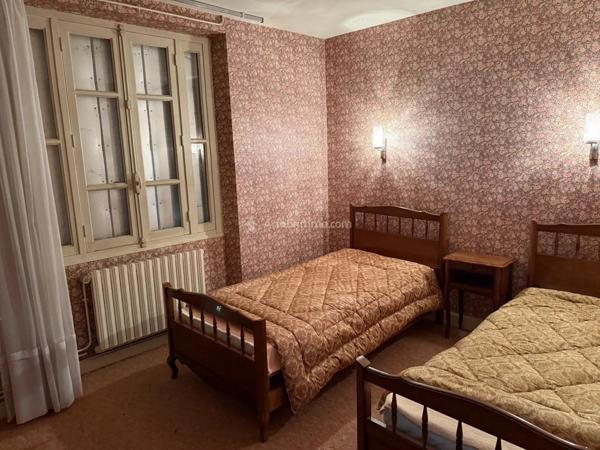 Vente Maison 7 pièces 135 m2 à Saint-Benoît-de-Carmaux