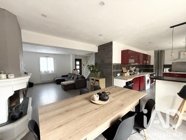 Maison à vendre 6 pièces 107 m² Villeneuve-la-Guyard