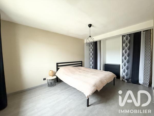 Maison à vendre 6 pièces 107 m² Villeneuve-la-Guyard