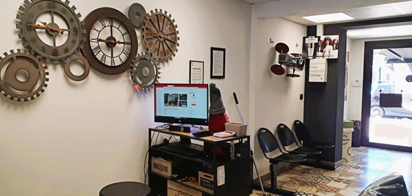 Fonds de commerce à vendre Salon de coiffure - AGDE - Excellent CA -