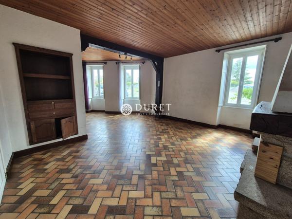 Maison de bourg - Fort potentiel - 3 ch