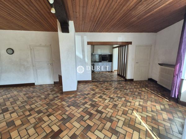 Maison de bourg - Fort potentiel - 3 ch