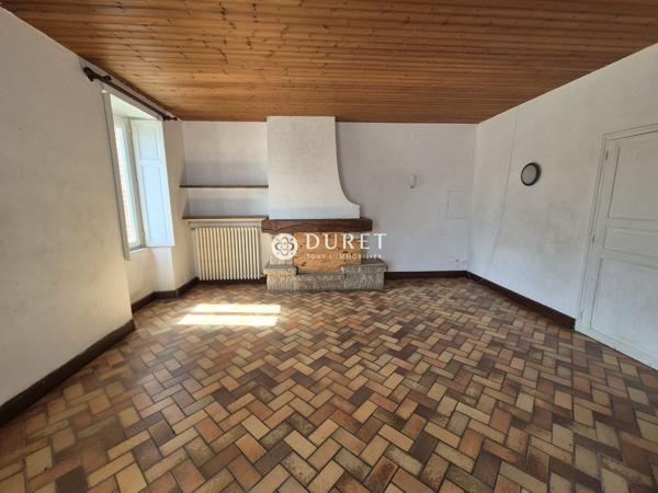 Maison de bourg - Fort potentiel - 3 ch