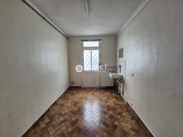 Maison de bourg - Fort potentiel - 3 ch