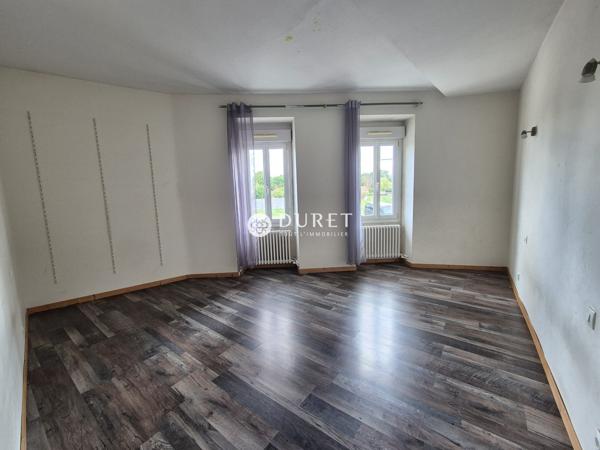 Maison de bourg - Fort potentiel - 3 ch