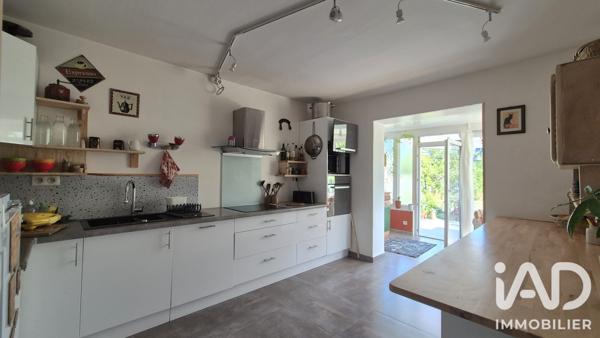 Maison à vendre 7 pièces 170,72 m² Criquebeuf-sur-Seine