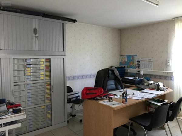 Maison à louer à Chassenard dans l'Allier (03510), ref : M-E-LOC