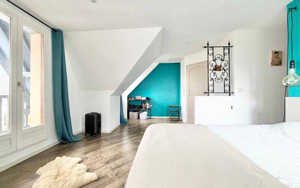 Maison à vendre    5 pièces • 169 m2 Chartres