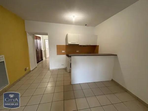 Appartement à louer 2 pièces 56.39m²