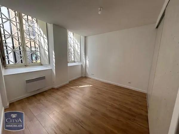 Appartement à louer 2 pièces 56.39m²