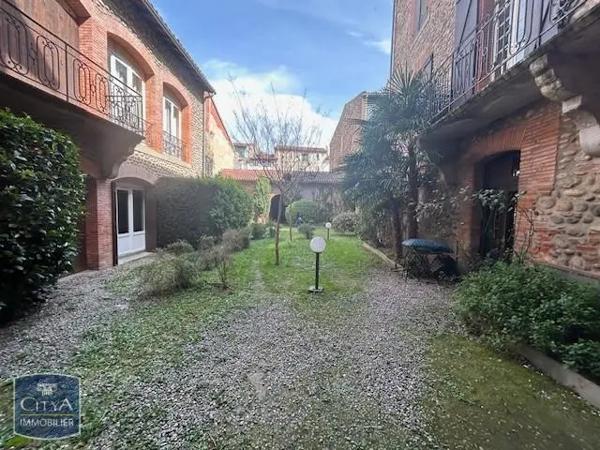 Appartement à louer 2 pièces 56.39m²