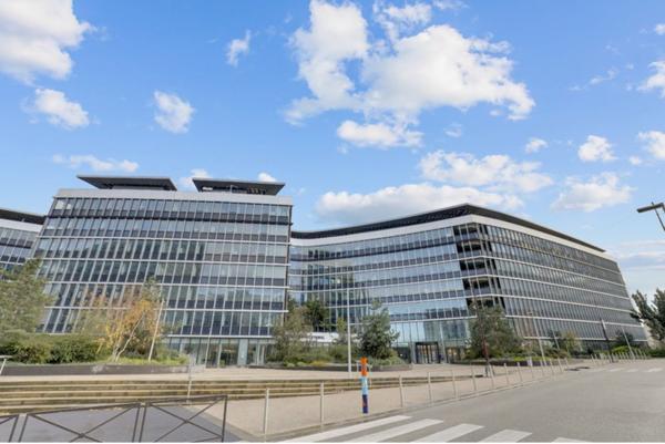 Bureaux à louer à Rueil-Malmaison immeuble énergie positive proche RER A
