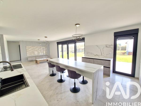 Maison à vendre 5 pièces 120 m² Châteauneuf-sur-Loire