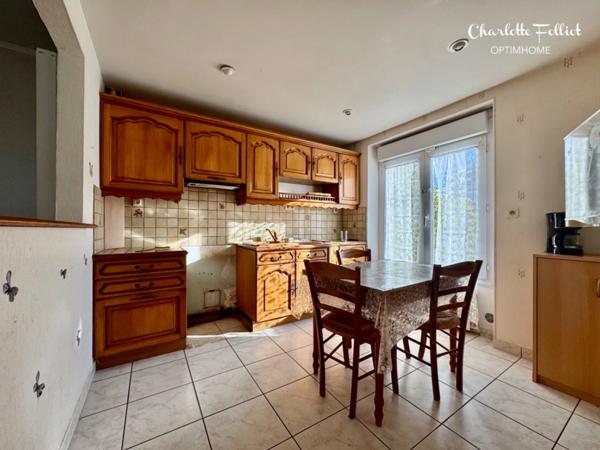 Maison de ville 108 m² – centre-bourg Pleurtuit – grand terrain et garage