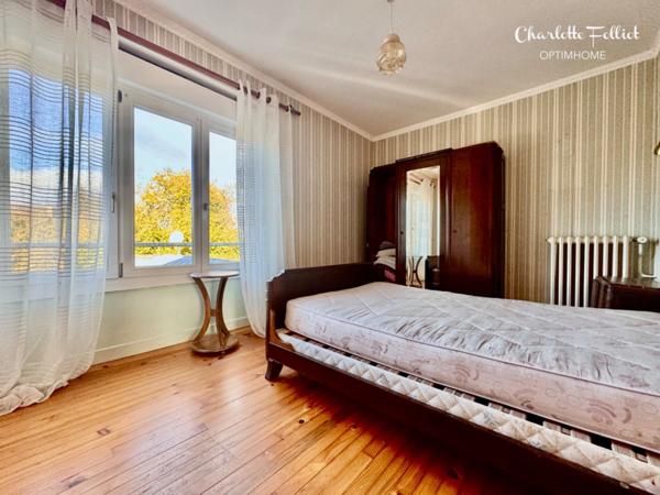 Maison de ville 108 m² – centre-bourg Pleurtuit – grand terrain et garage