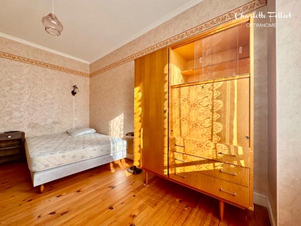 Maison de ville 108 m² – centre-bourg Pleurtuit – grand terrain et garage