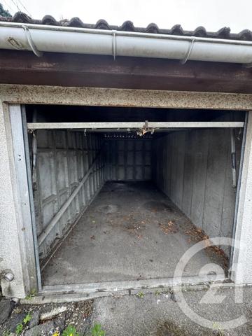 Parking à vendre  13 m 2   BERNAY  - 27
