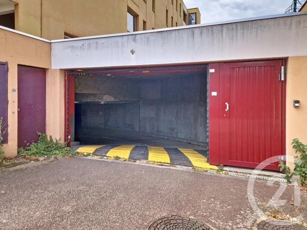 Parking à vendre  13 m 2   BERNAY  - 27