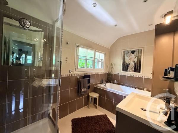 Maison à vendre  5 pièces - 118 m 2   VERNON  - 27