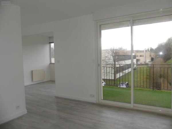 Appartement à louer à Bernay dans l'Eure (27300), ref : 21LOCBOUR
