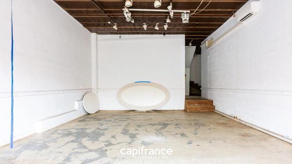 Les Puces – Marché Vernaison (Saint-Ouen) | Murs Commerciaux Libres (224.86m²)