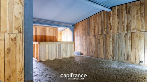 Les Puces – Marché Vernaison (Saint-Ouen) | Murs Commerciaux Libres (224.86m²)