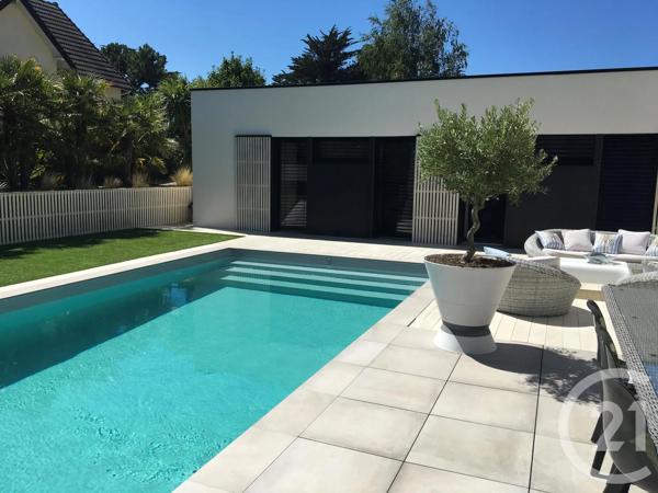 Maison à vendre  6 pièces - 224 m 2   AGON COUTAINVILLE  - 50